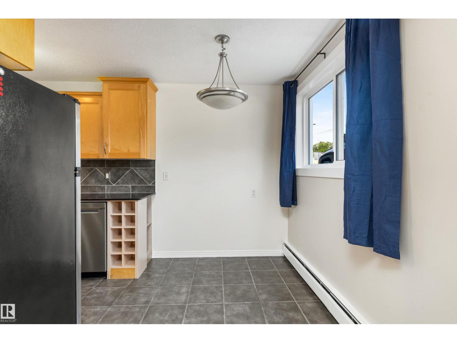 #102 10720 84 AV NW - 9
