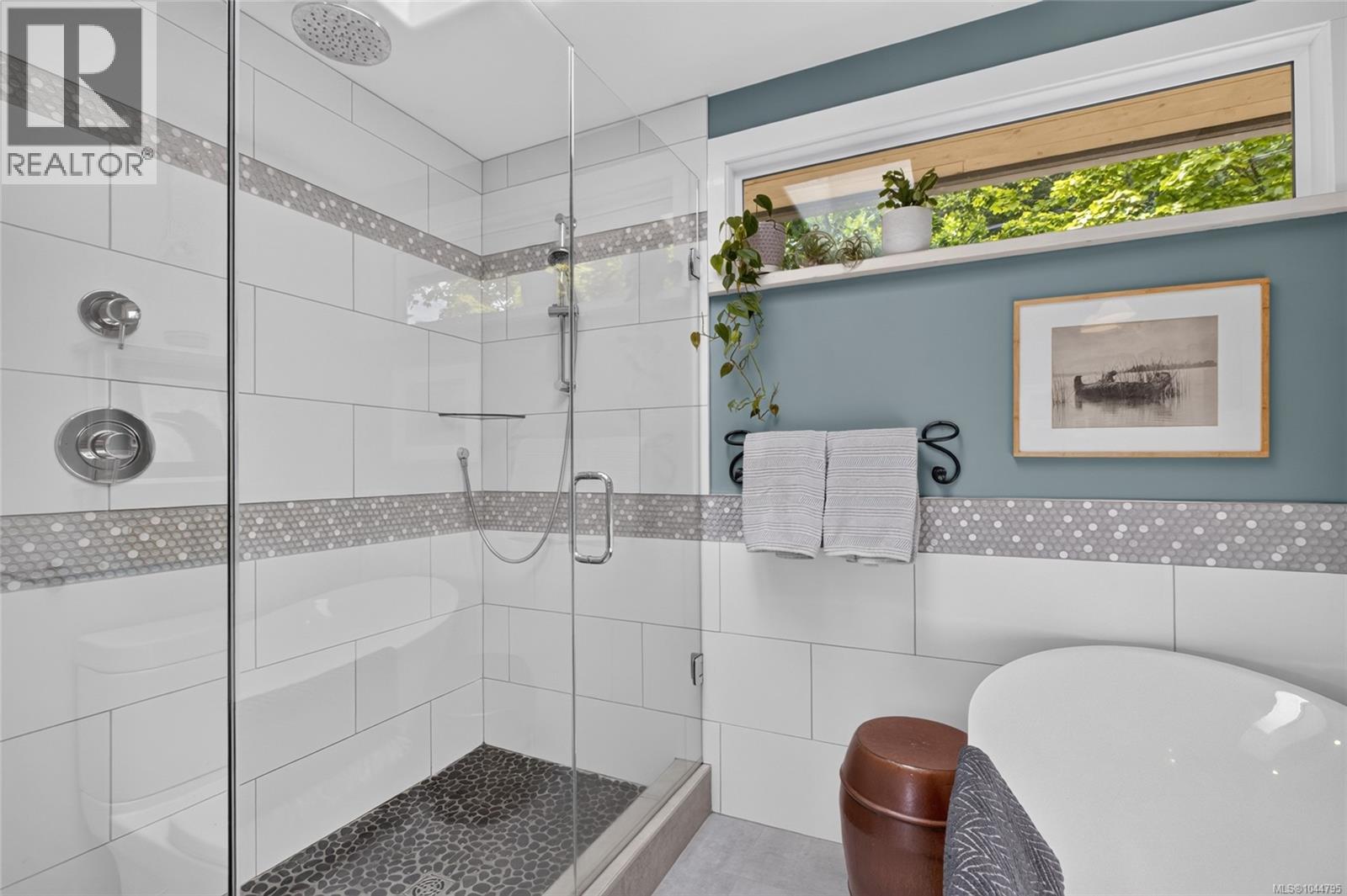 5674 Market St - Image 30