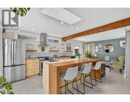 5674 Market St, Union Bay, BC V0R3B0 Photo 18