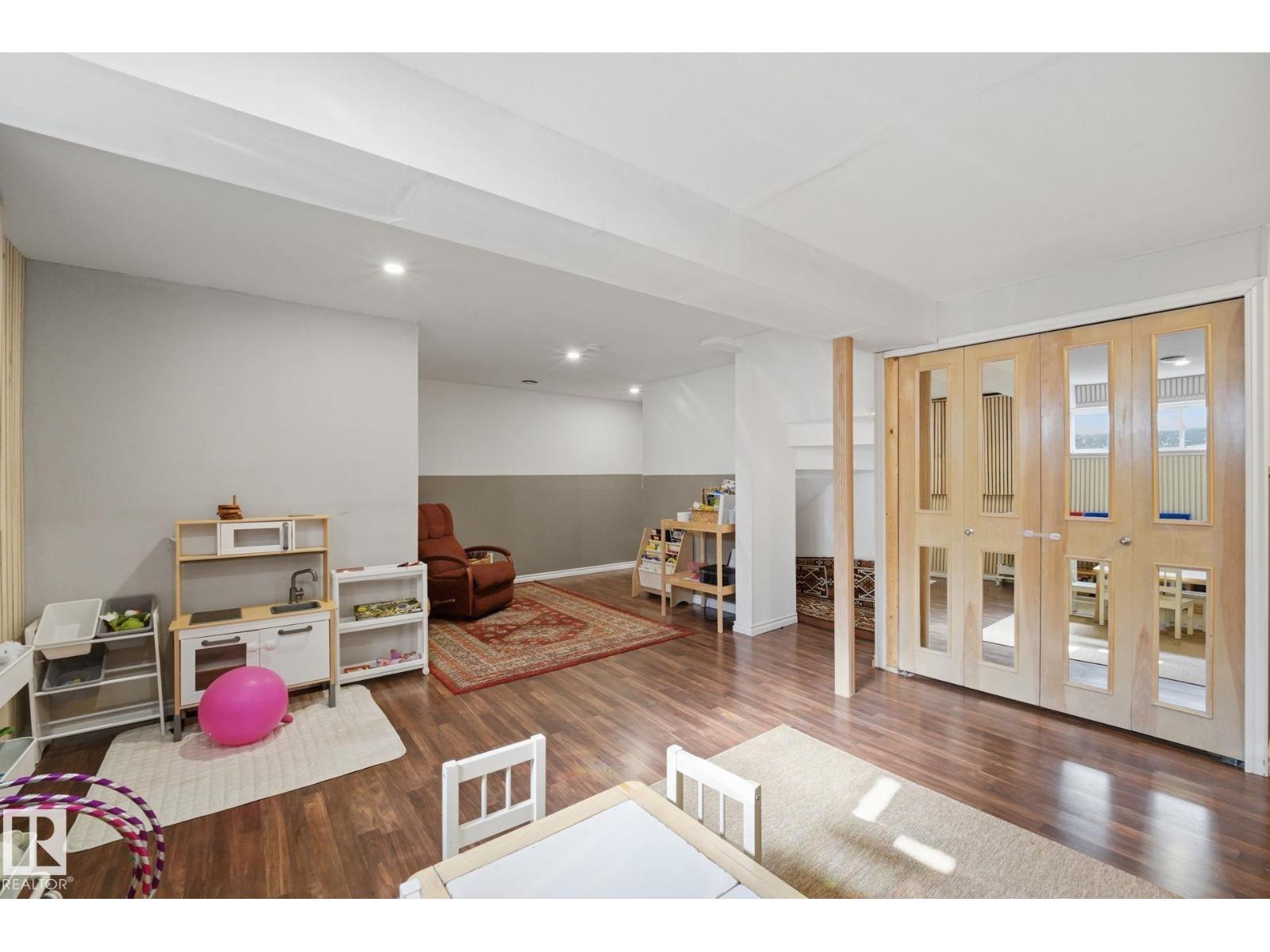 17621 10 AV SW - 31