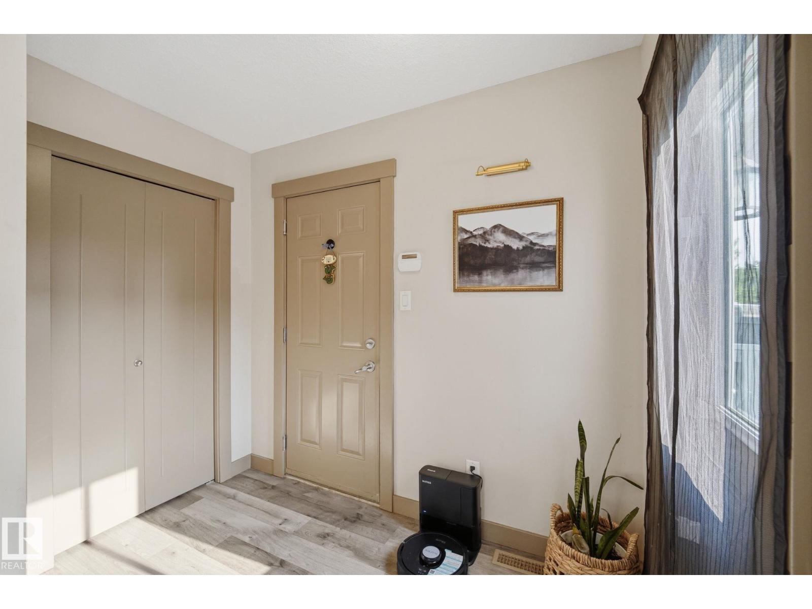 17621 10 AV SW - 17