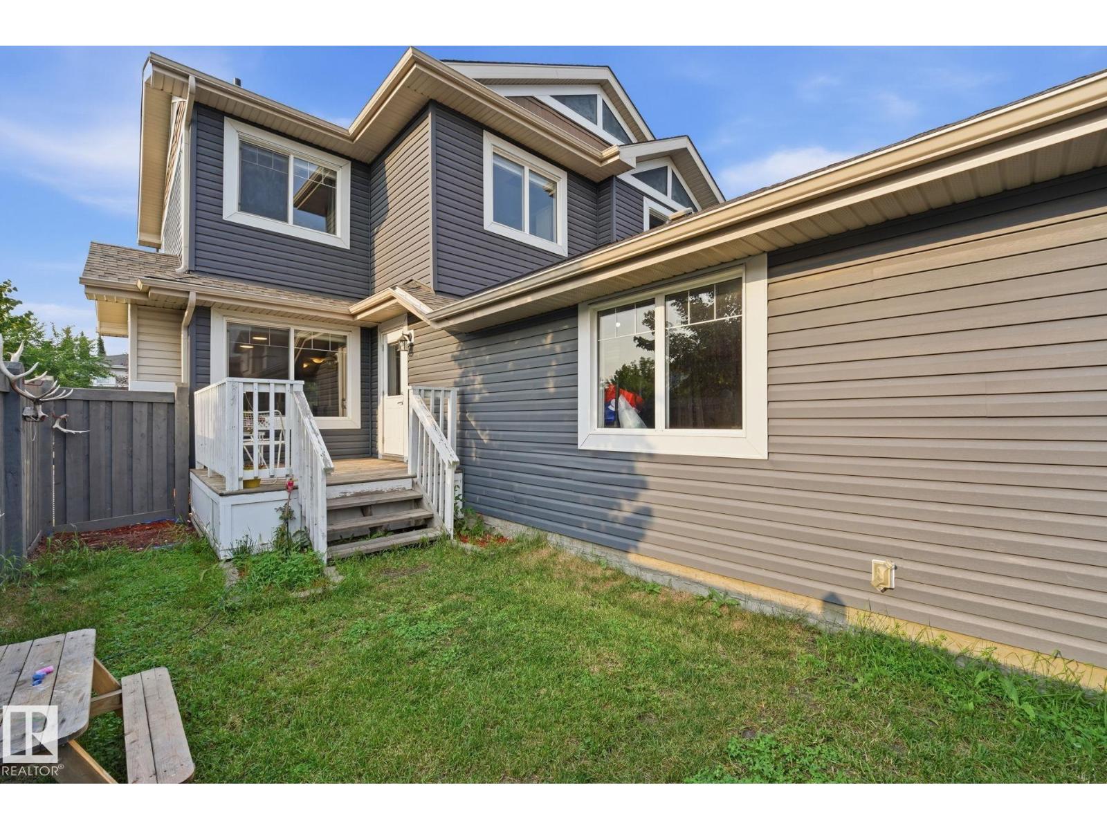 17621 10 AV SW - Image 40