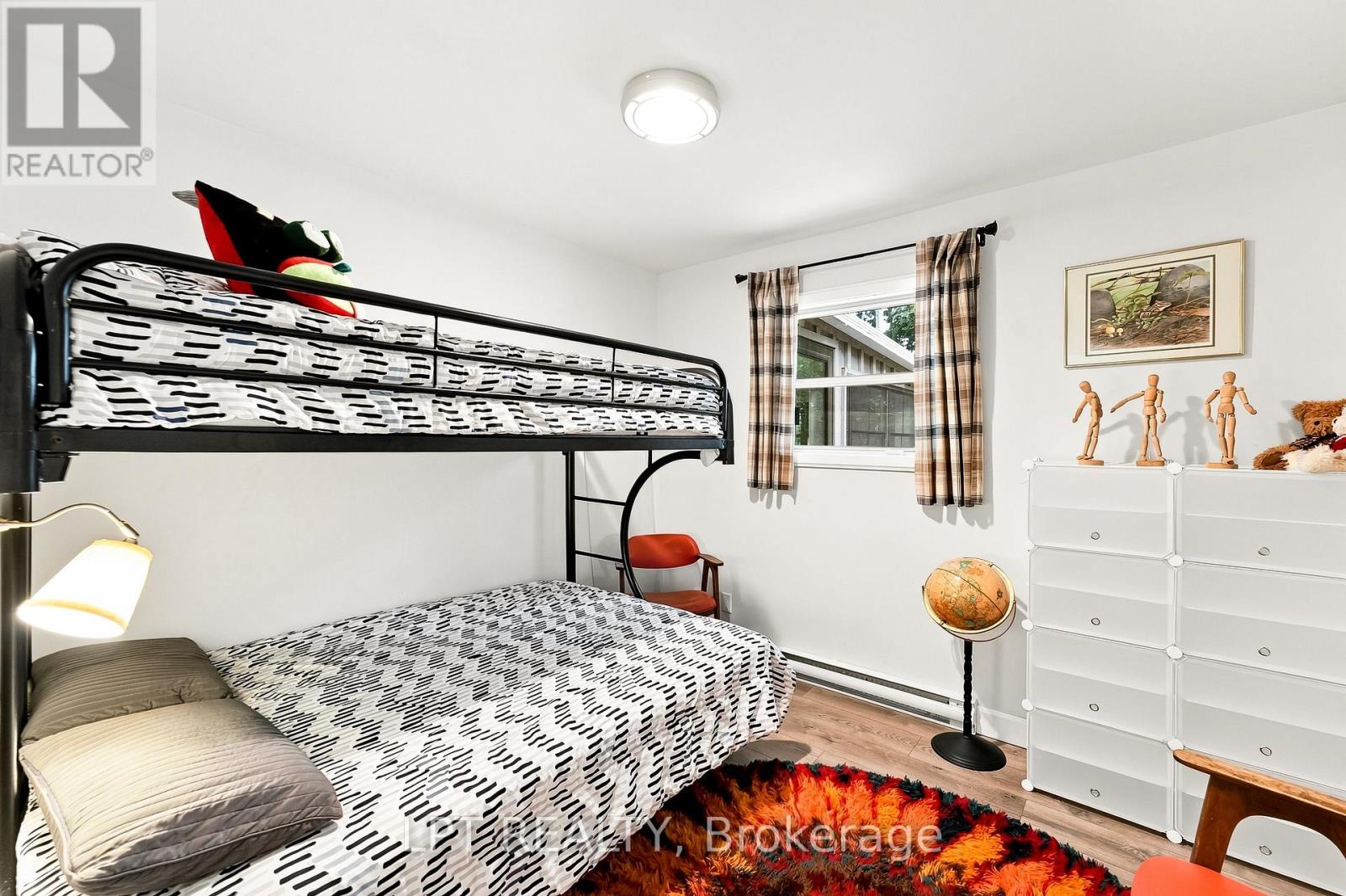 23 BASSWOOD DRIVE - 26