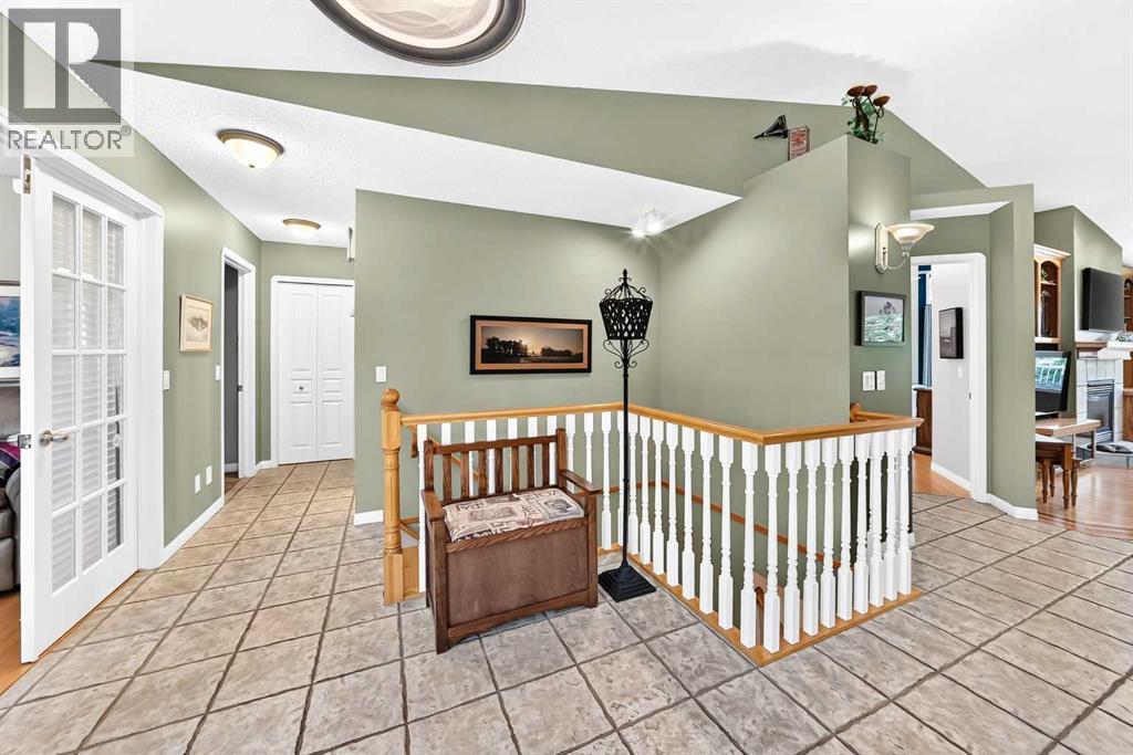 19 Rocky Ridge Villas NW, Rocky Ridge, Calgary photo 5