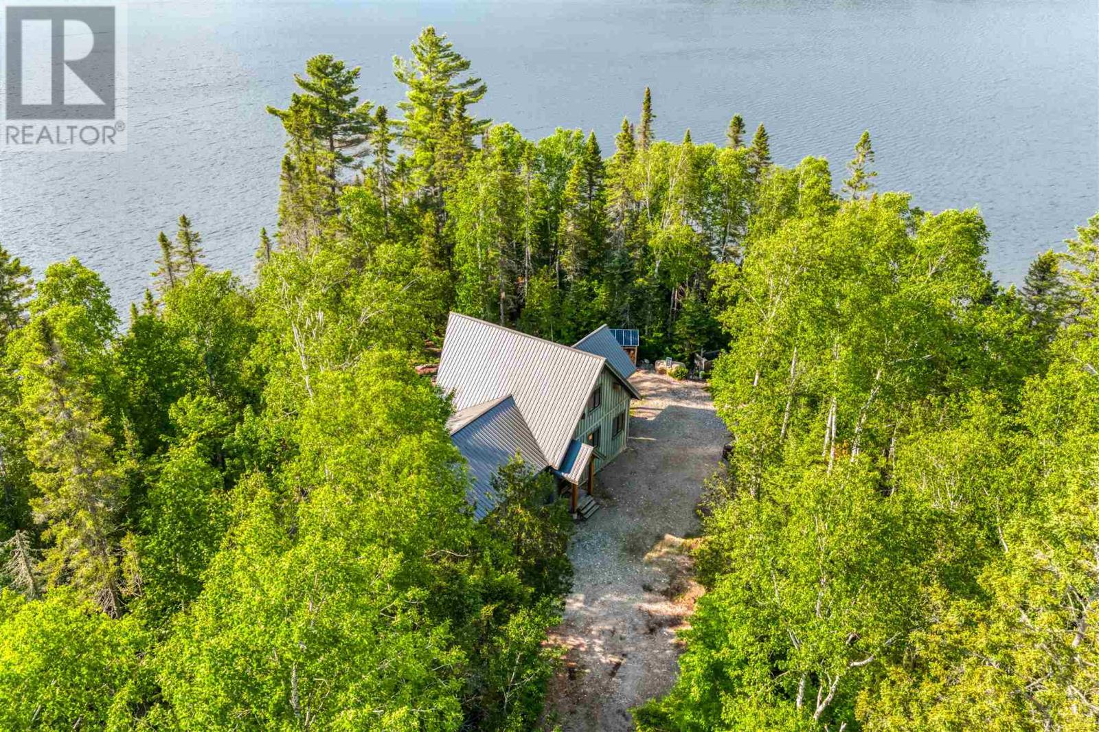1456 Dunlop Shores RD - 32