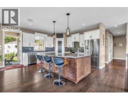 8780 Braeburn Drive, Coldstream, BC V1B4E5 Photo 12