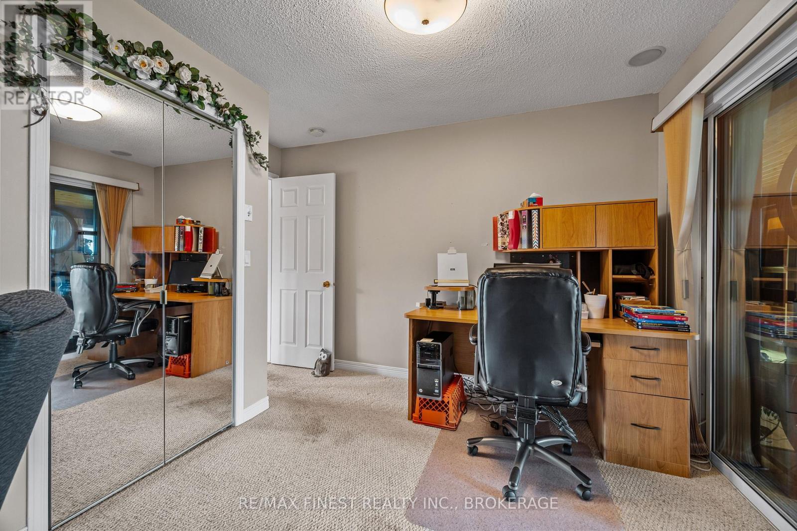 32 HOWE ISLAND DRIVE - Image 17