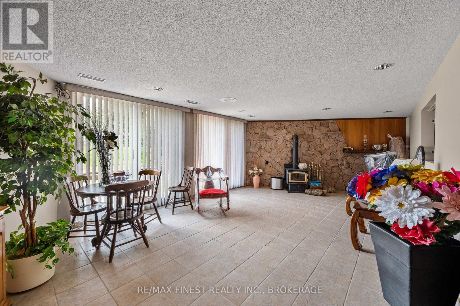 32 HOWE ISLAND DRIVE - Image 29