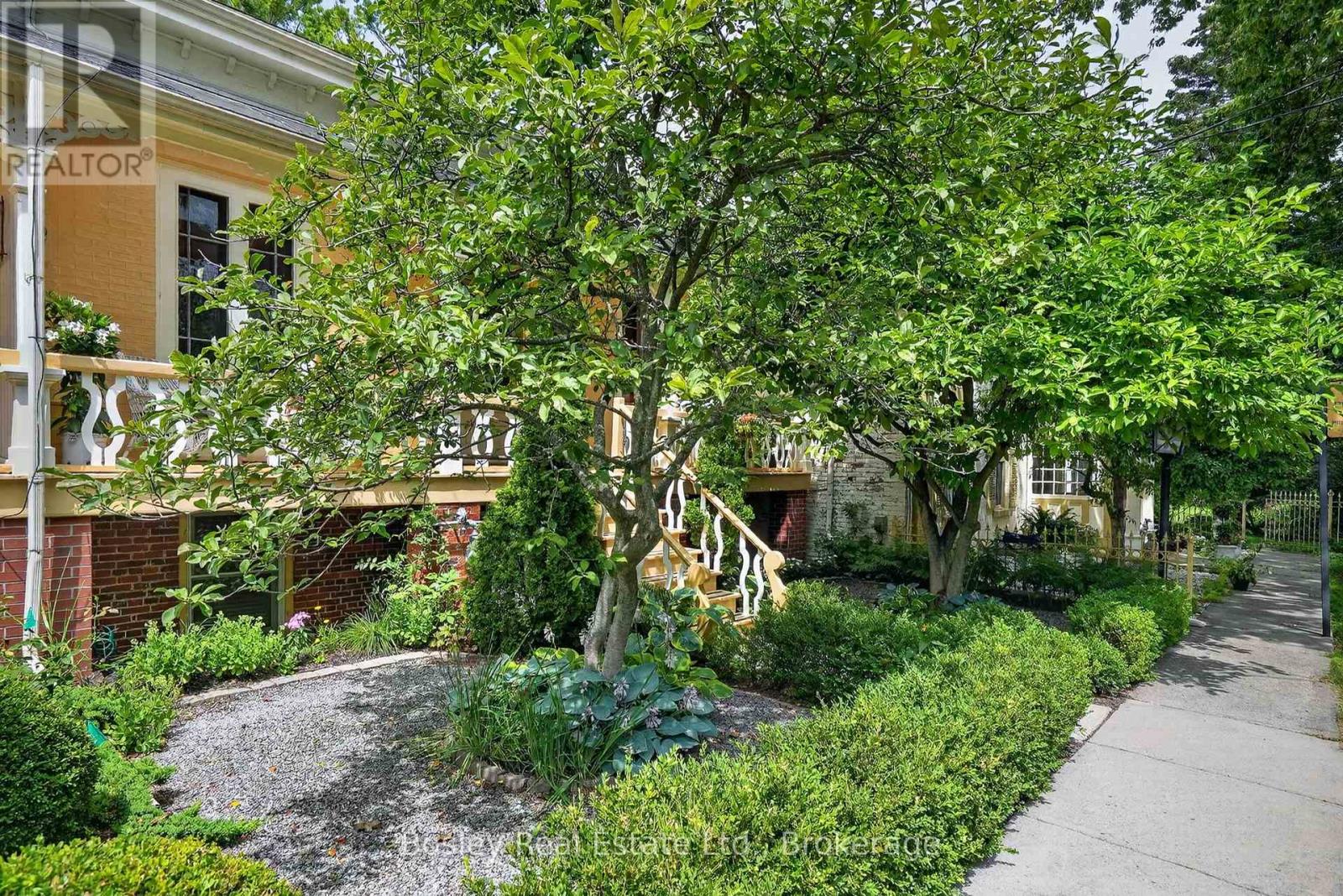4 BALDWIN STREET - 3