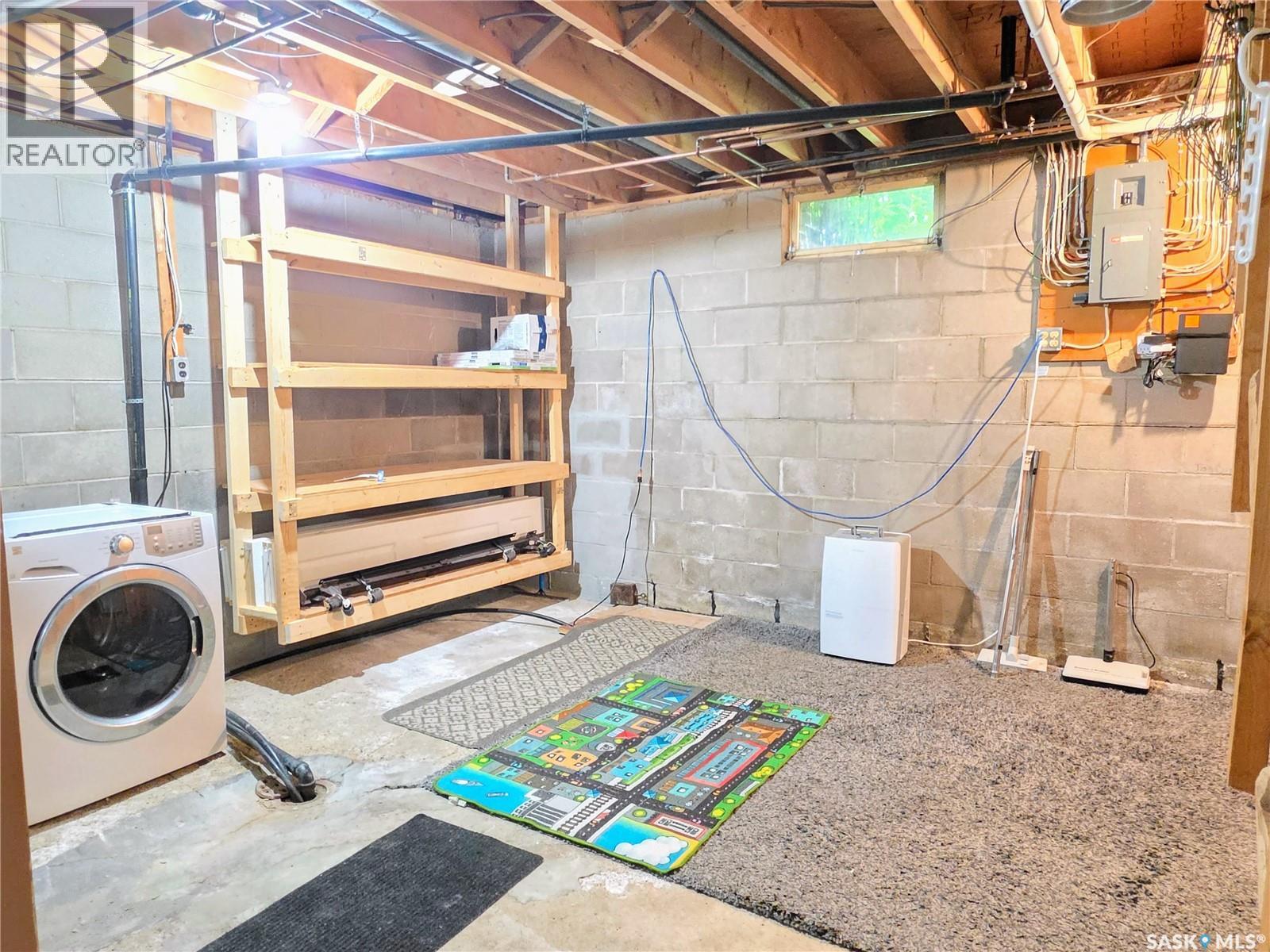 508 Mayer STREET - Image 32