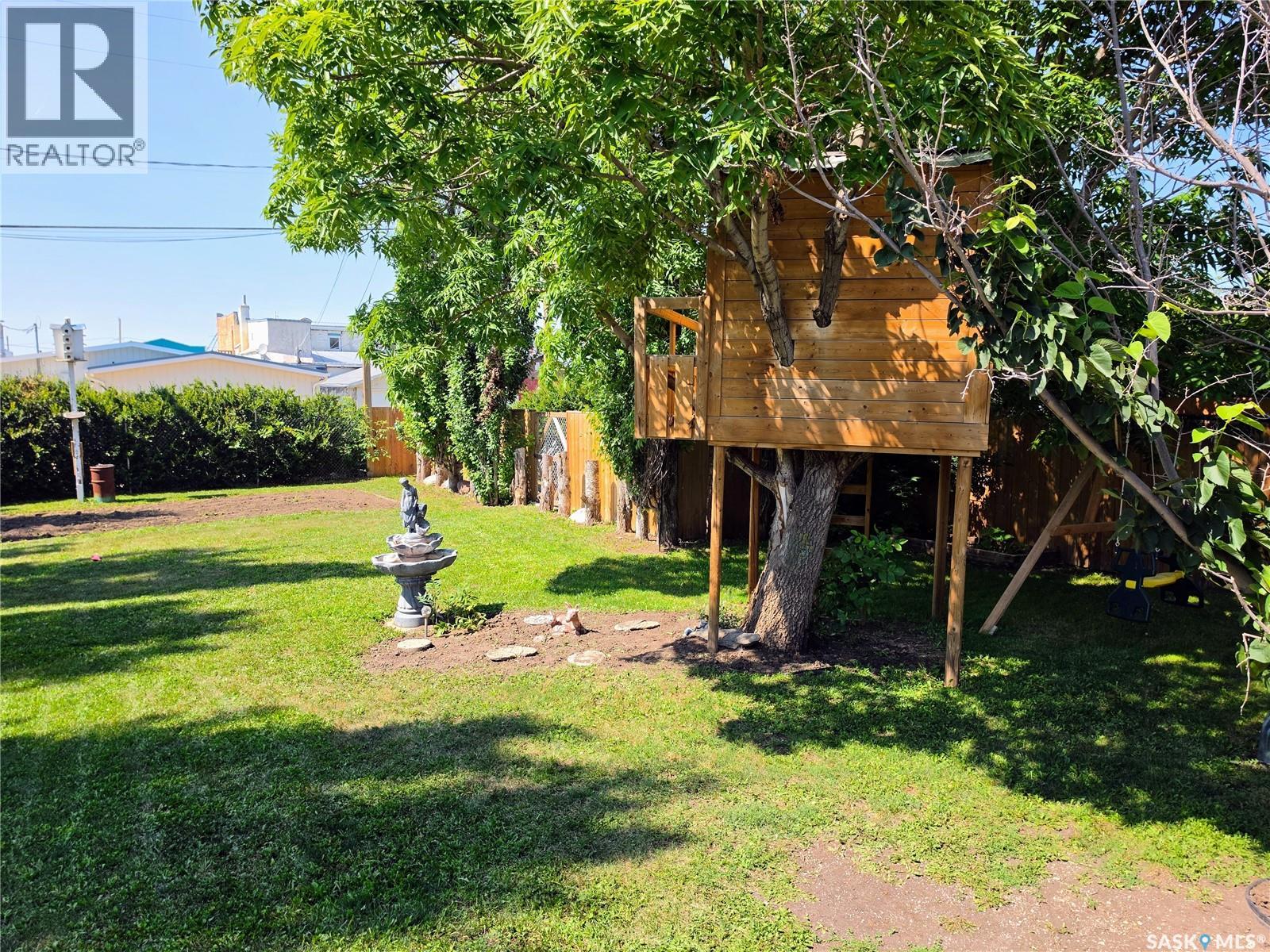 508 Mayer STREET - Image 36