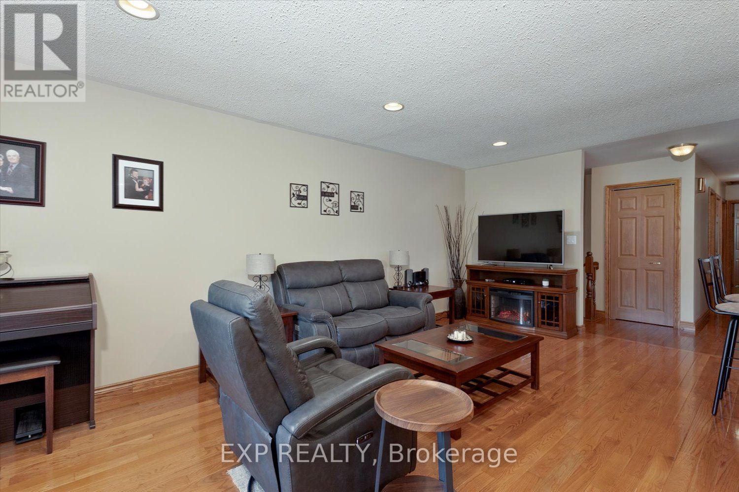 225 MINNIE STREET - Image 17