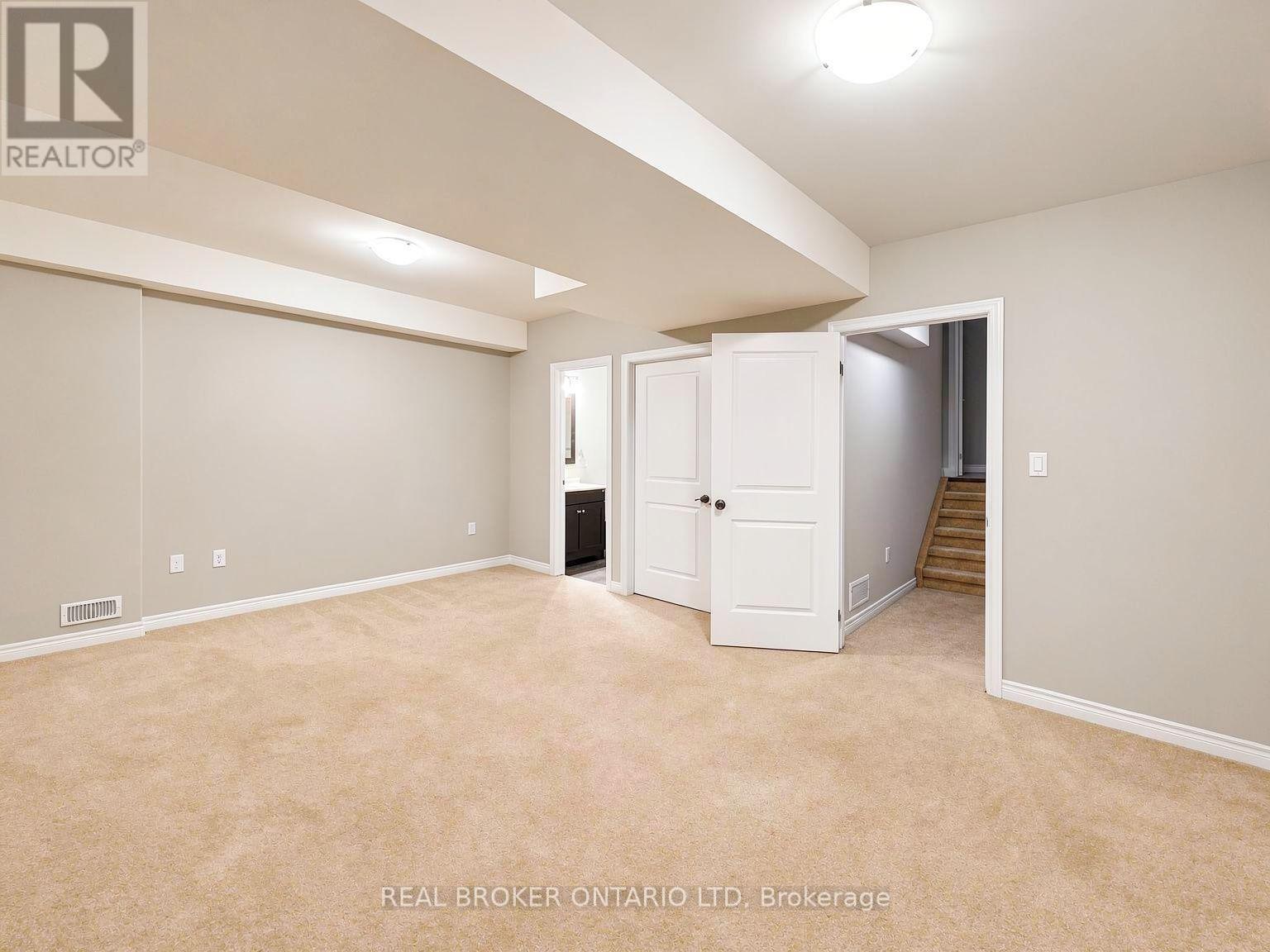 1054 OAKCROSSING GATE - Image 24