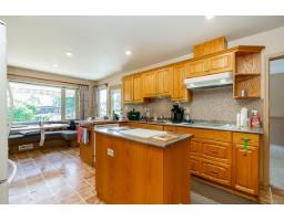 13852 Malabar Avenue, White Rock, BC V4B2X9 Photo 8