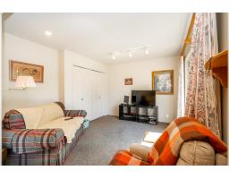 13852 Malabar Avenue, White Rock, BC V4B2X9 Photo 12