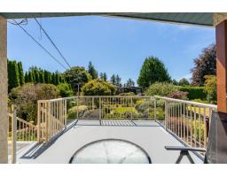 13852 Malabar Avenue, White Rock, BC V4B2X9 Photo 26