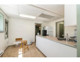 13852 Malabar Avenue, White Rock, BC V4B2X9 Photo 20