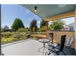 13852 Malabar Avenue, White Rock, BC V4B2X9 Photo 25
