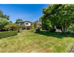 13852 Malabar Avenue, White Rock, BC V4B2X9 Photo 30