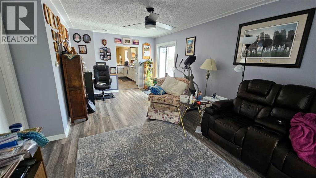 35065 Range Road 85 - Image 21