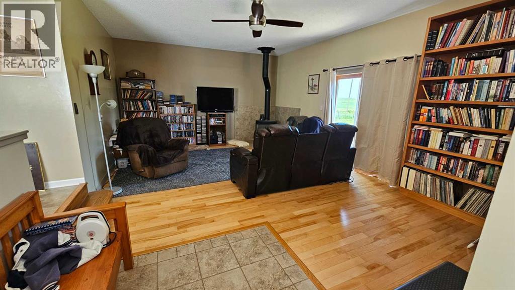 35065 Range Road 85 - Image 8