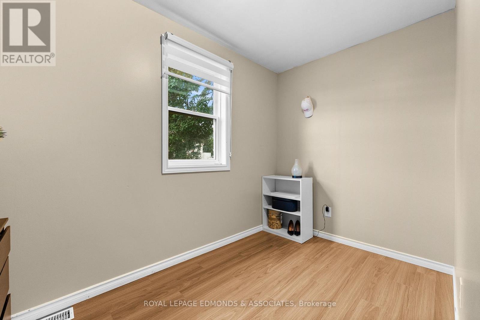 311 JULIEN STREET - Image 18