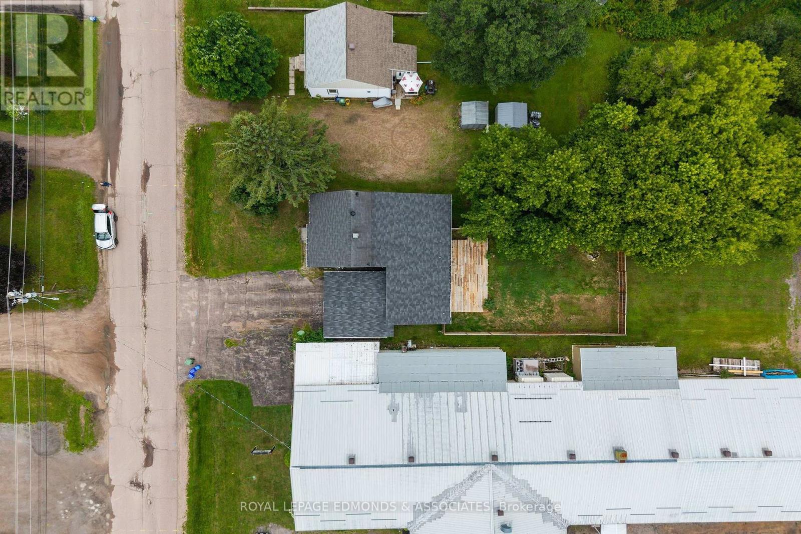311 JULIEN STREET - 38