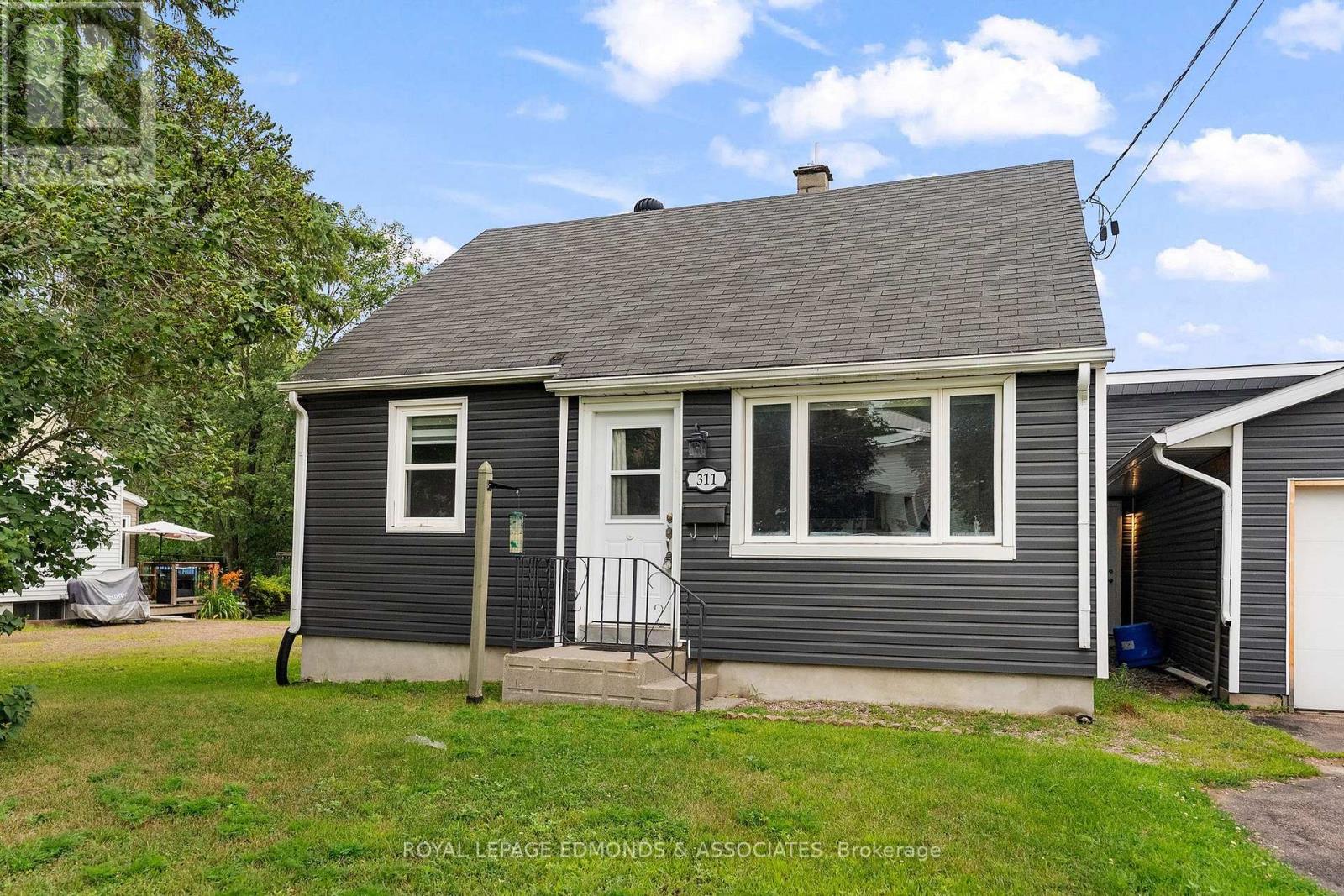 311 JULIEN STREET - Image 4