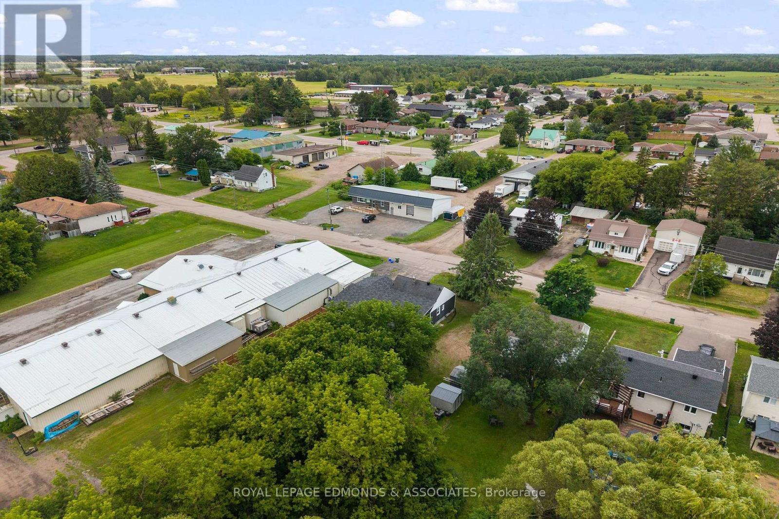 311 JULIEN STREET - 40