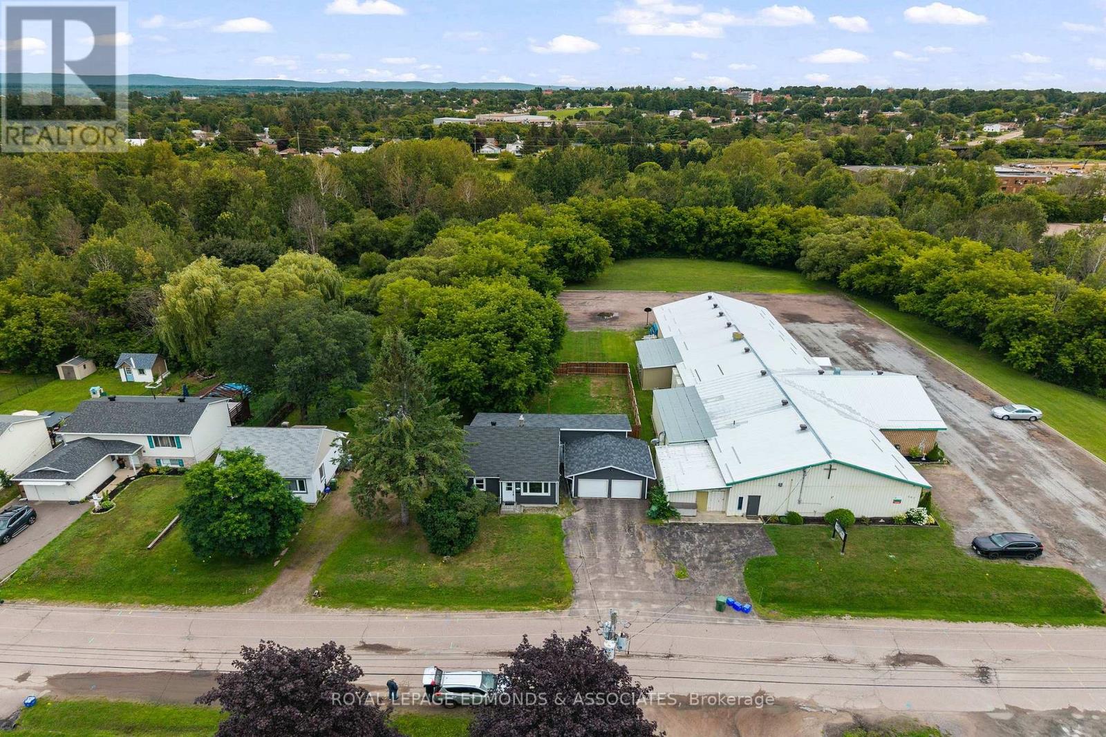 311 JULIEN STREET - 41