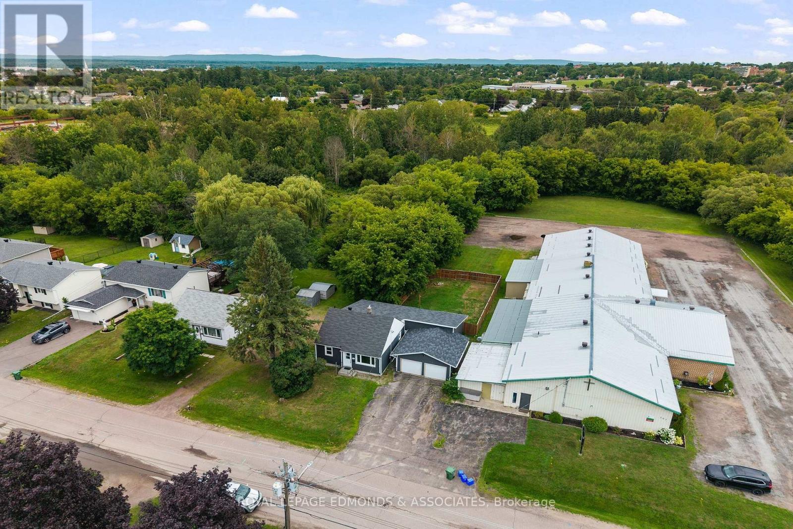 311 JULIEN STREET - 42
