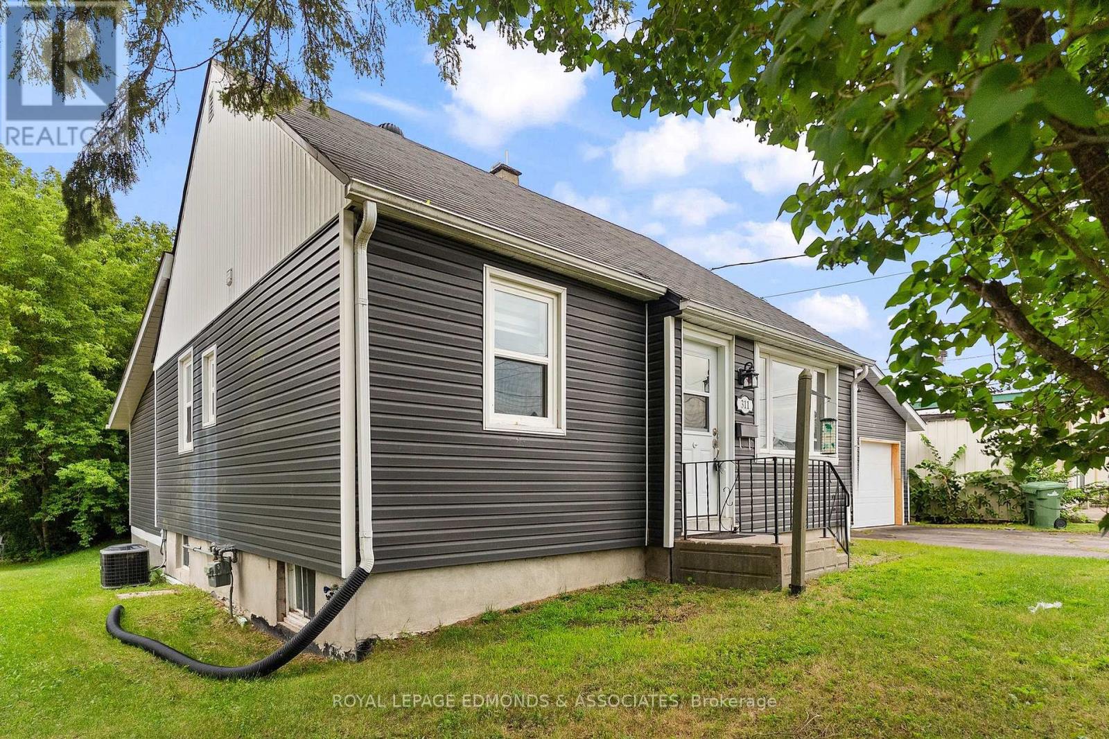 311 JULIEN STREET - Image 5