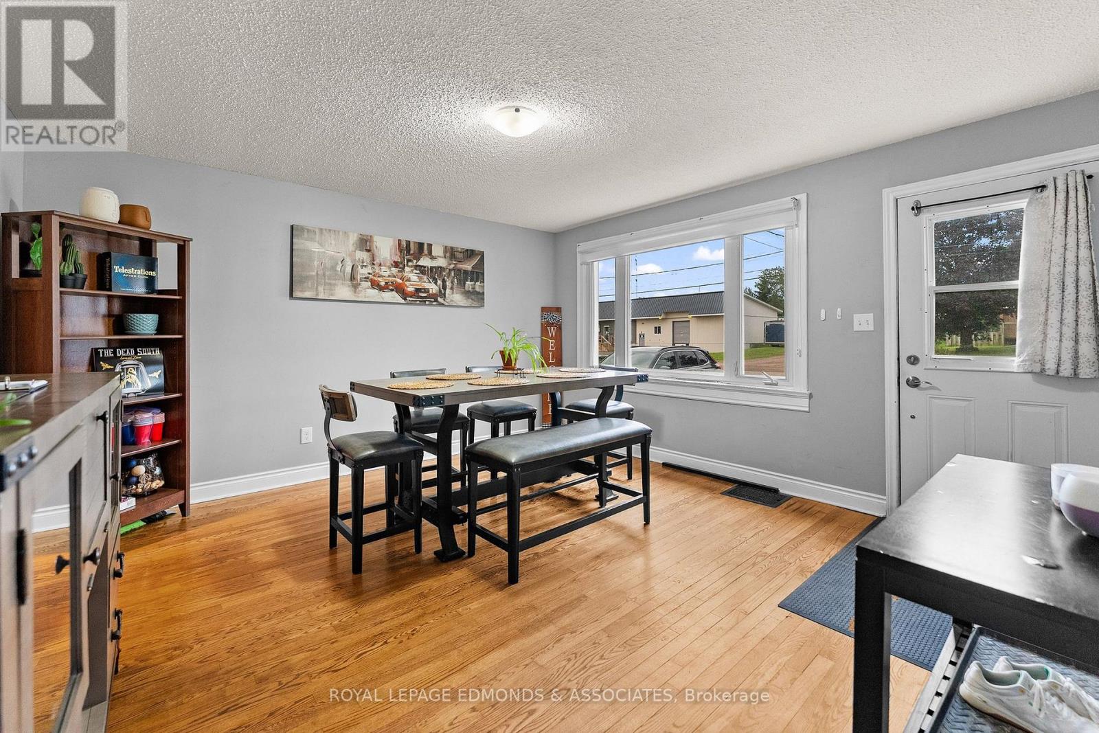 311 JULIEN STREET - Image 9