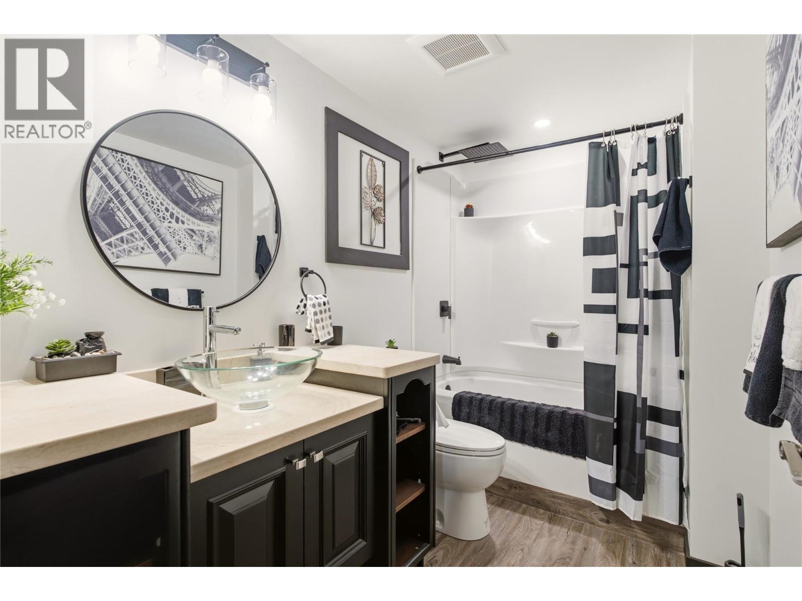2200 Almond Gardens Road, Grand Forks