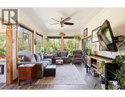2200 Almond Gardens Road, Grand Forks, BC V0H1H4 Photo 41
