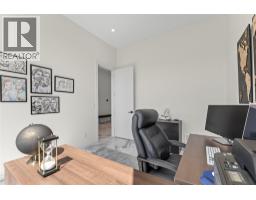 9815 Beacon Hill Crescent, Lake Country, BC V4V0A5 Photo 30