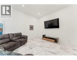 9815 Beacon Hill Crescent, Lake Country, BC V4V0A5 Photo 32