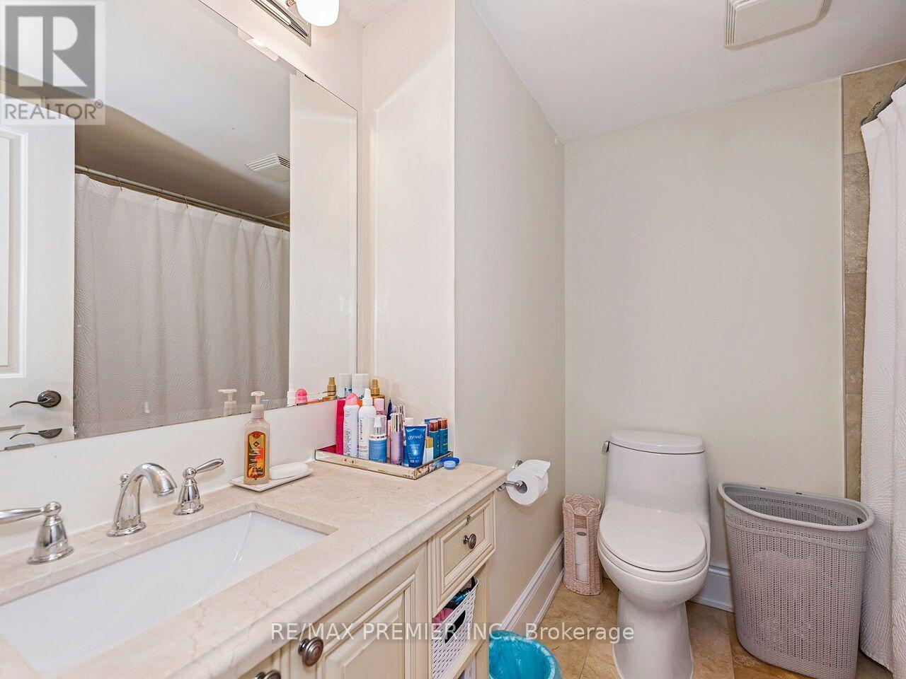 #14 30 HARGRAVE LANE - 32