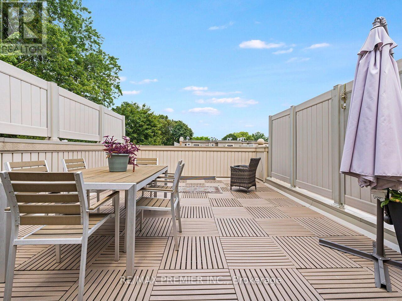 #14 30 HARGRAVE LANE - 34