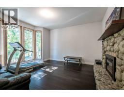 6979 Sechelt Inlet Road, Sechelt, BC V7Z0P1 Photo 12