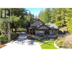 6979 Sechelt Inlet Road, Sechelt, BC V7Z0P1 Photo 32