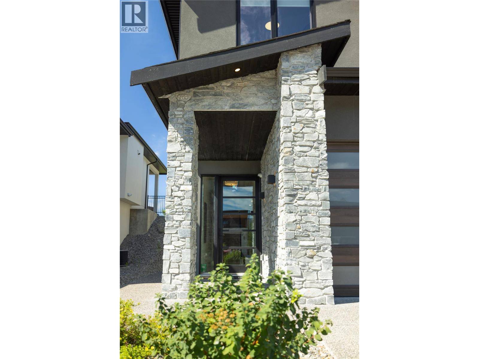  10272 Long Road, Lake Country