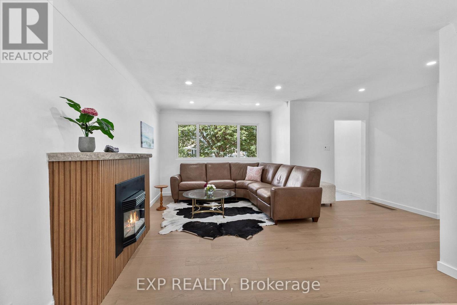 1502 FARNSWORTH AVENUE - 14