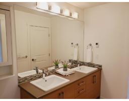 61 19477 72a Avenue, Surrey, BC V4N6M2 Photo 9
