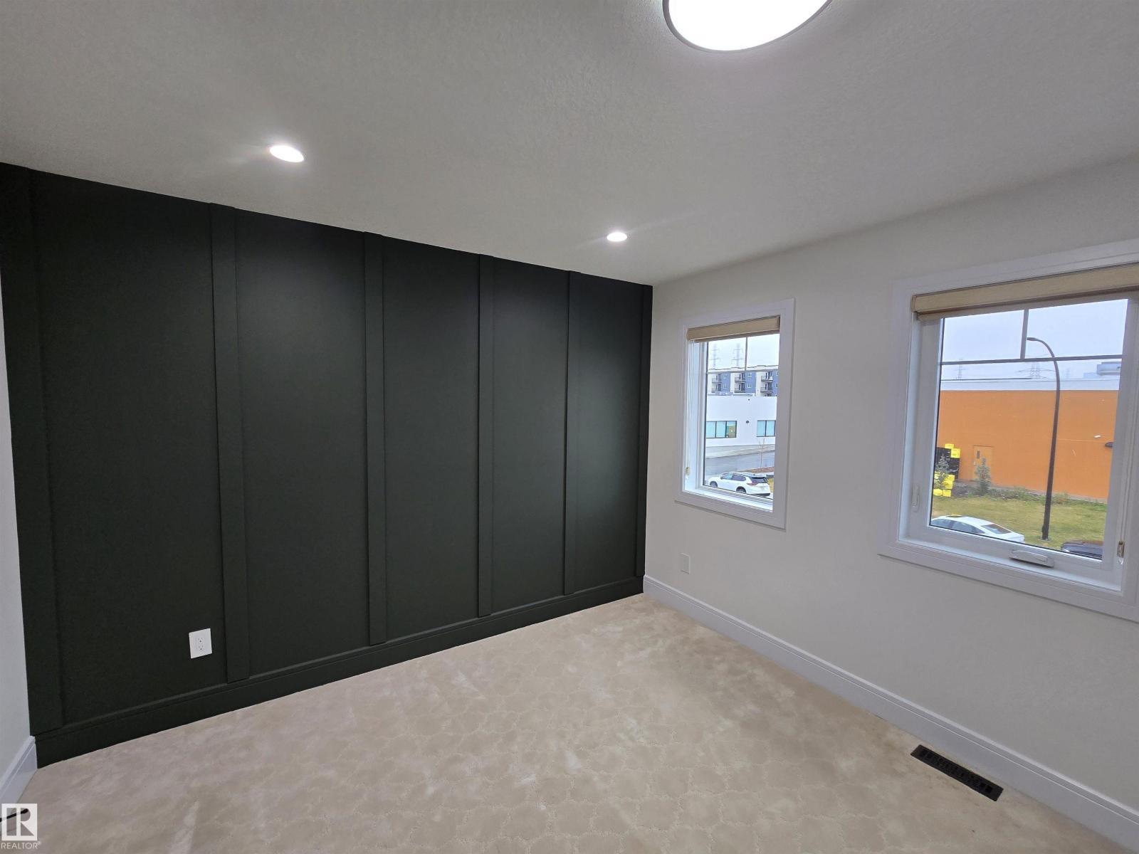 228 36 ST SW - 11