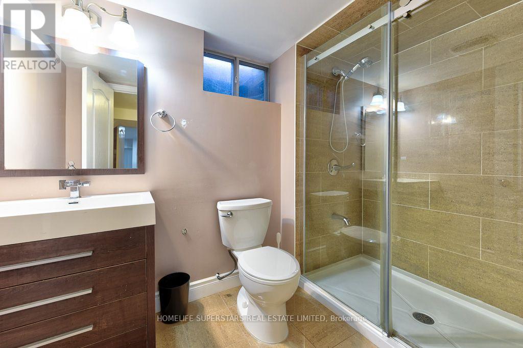 868 KOWAL DRIVE - 37