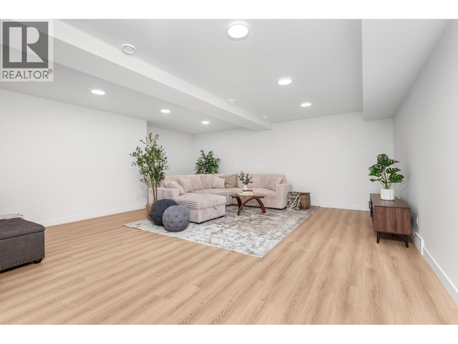 195 Sarsons Drive Lot# 10 - 27