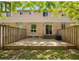 210 Dawn Avenue Unit# 38, Guelph, ON N1G5L5 Photo 13