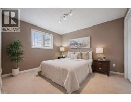 Living room/Dining room - 210 Dawn Avenue Unit# 38, Guelph, ON N1G5L5 Photo 9