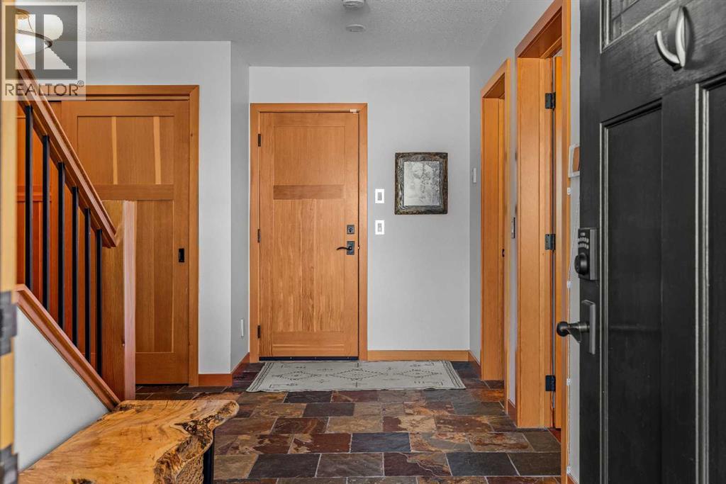 #8 511 6th Avenue - 39